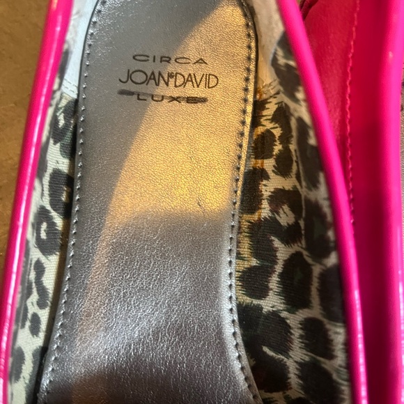 Circa Joan & David Luxe - Picture 5 of 8